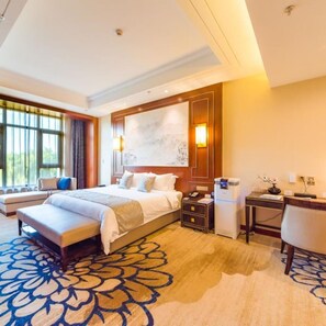 ห้องบิสซิเนสสวีท | 1 ห้องนอน, เครื่องนอนระดับพรีเมียม, ผ้านวมขนเป็ด