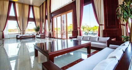 36 Manor International Sport Hotel