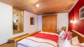 1 quarto, Wi-Fi de cortesia, roupa de cama
