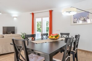 Dining - Charming Holiday Home “Vaumera” with Mountain View (SA POBLA)