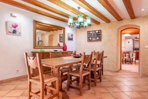 Dining - Fantastic Holiday Home “Can Julia” with Mountain View (BUGER)