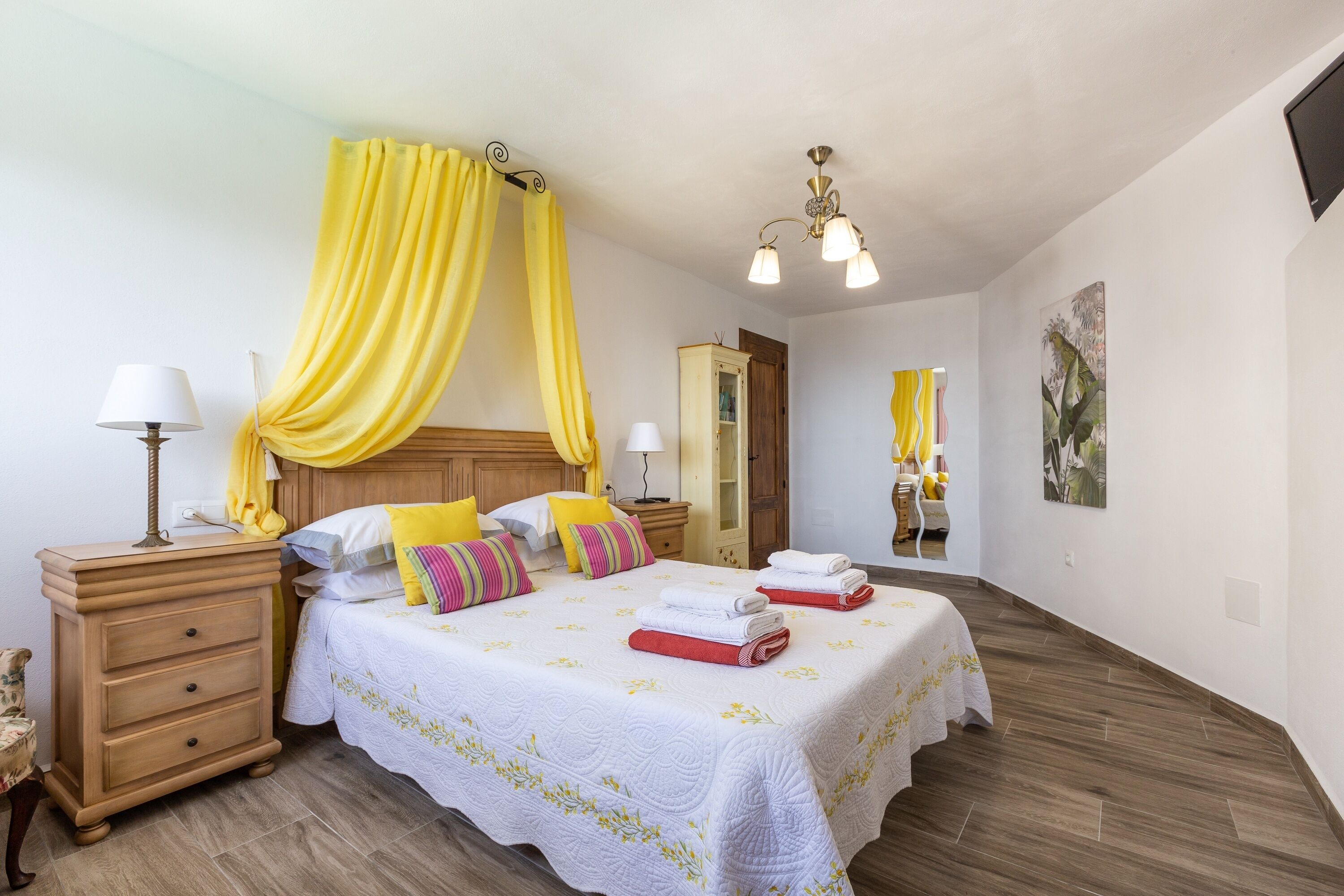 3 chambres, Wi-Fi gratuit, draps fournis