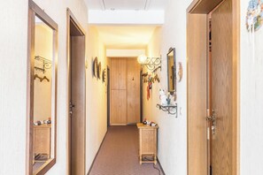 Interior - Apartment "Am Wehrastrand 4" in a Spa Town in the Southern Black Forest with Mountain View (Todtmoos)