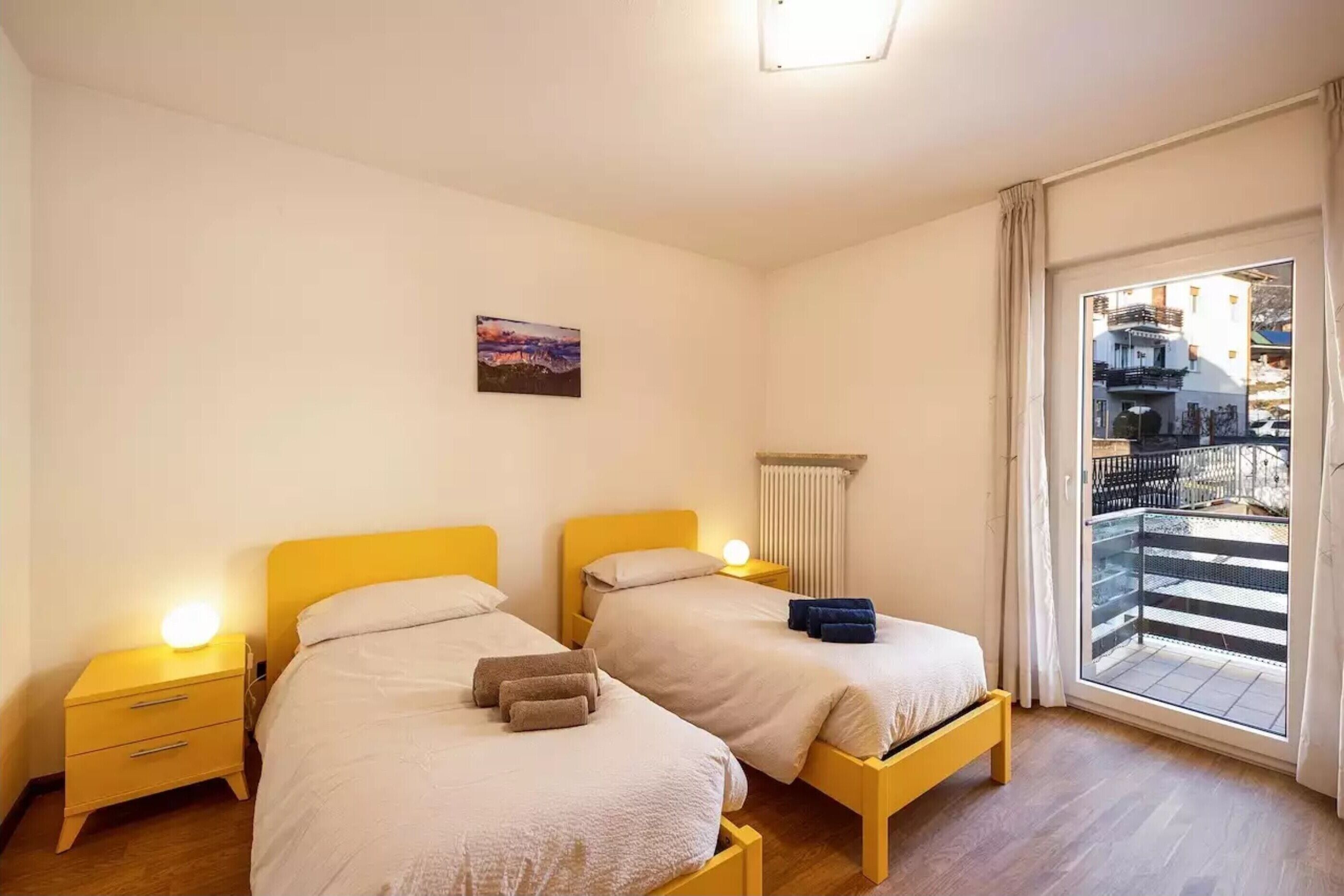 4 slaapkamers, een strijkplank/strijkijzer, gratis wifi, beddengoed