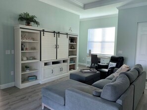 Smart TV, DVD player, books