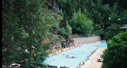 Mountain View Condo, 7+ Night Disc%, 2 Balconies, 2 King BR, 2 Bath-Pool/Hot Tub