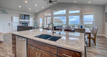 Lake-View Escape w/ Private Beach Resort Access!