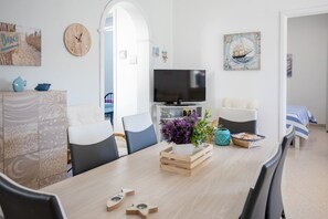 Dining - Casa La Torre, beautiful Salento beaches (TL46) (Porto Cesareo)