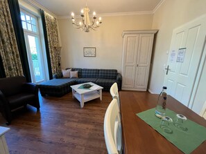 Imagen sin descripción, 4 de 13, botón