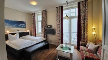 2 bedrooms, in-room safe, travel crib, WiFi