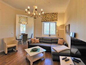 TV - Apartment Seeschwalbe - 4 star Hotel Hubertusburg (Kühlungsborn)