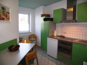 Frigorifero, forno, lavastoviglie, macchina per tè/caffè