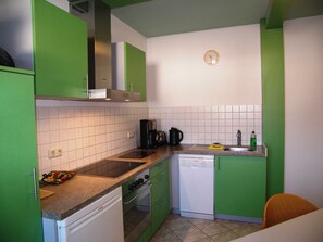 Frigorifero, forno, lavastoviglie, macchina per tè/caffè