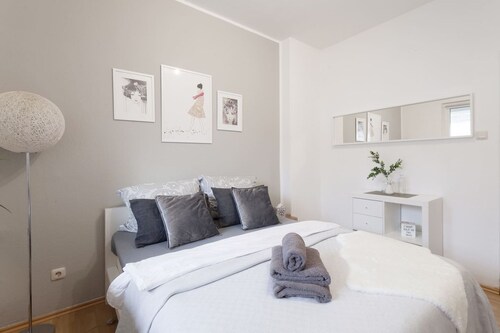 Charmant Cosy et Design Vaucresson Séjour