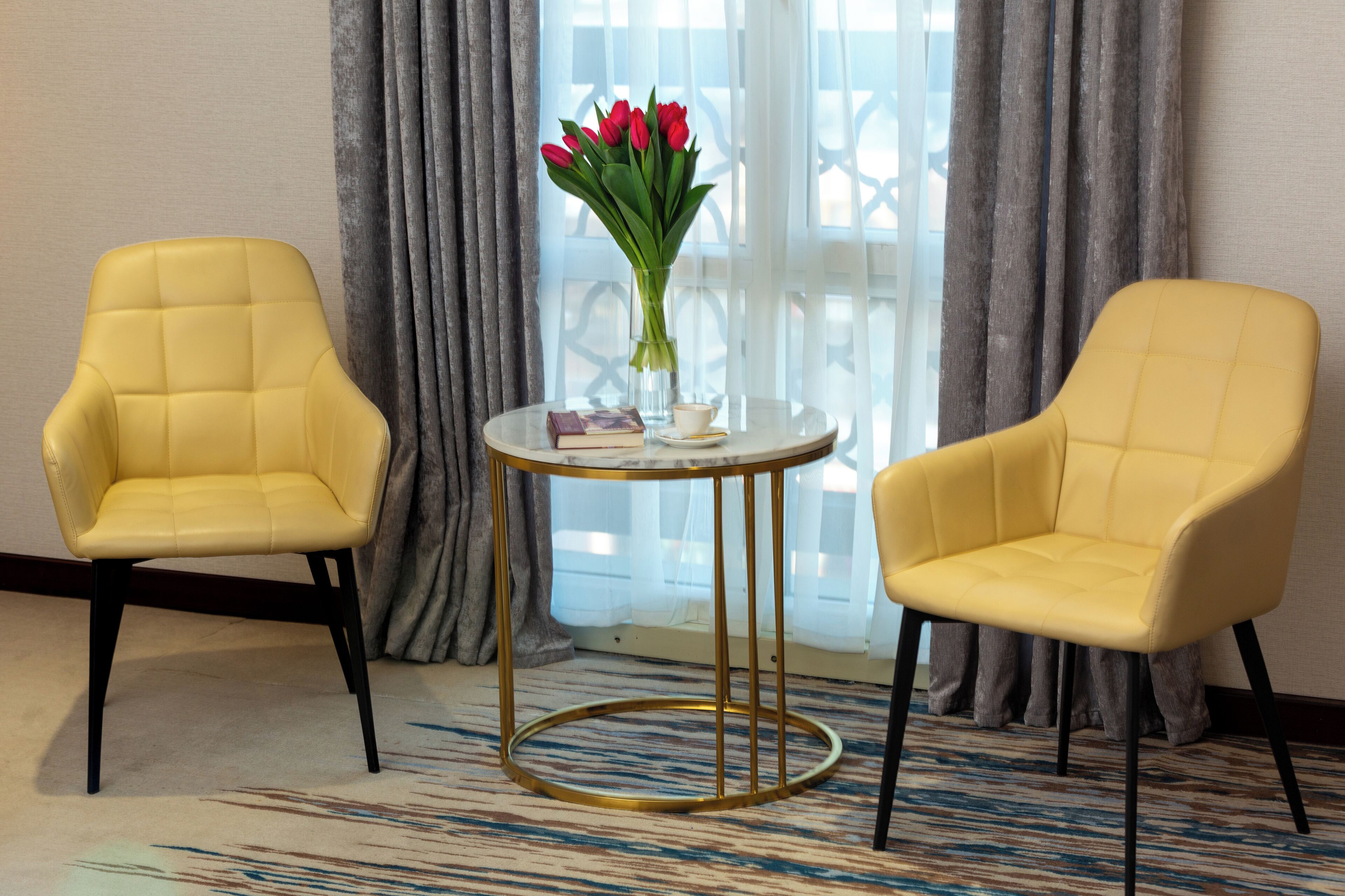 Kahden hengen grand-huone | Egyptinpuuvillaiset lakanat, ylelliset vuodevaatteet, untuvapeitot