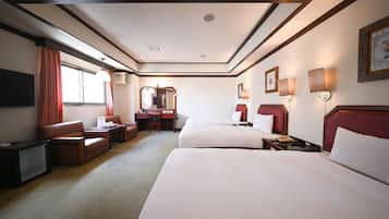 Standard Triple Room | Soundproofing, free WiFi, bed sheets