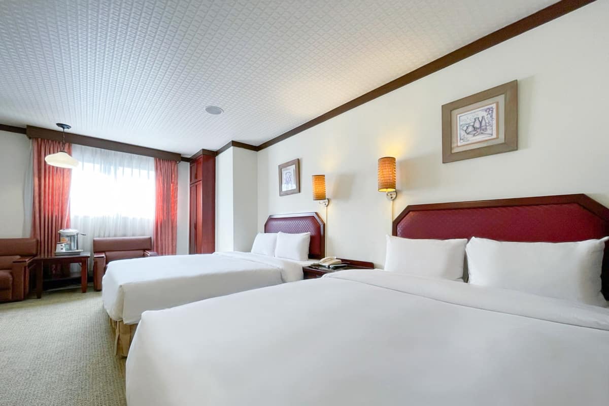 Insonorización, wifi gratis y ropa de cama