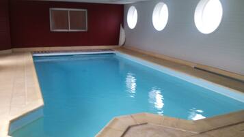 Piscine couverte, piscine chauffée