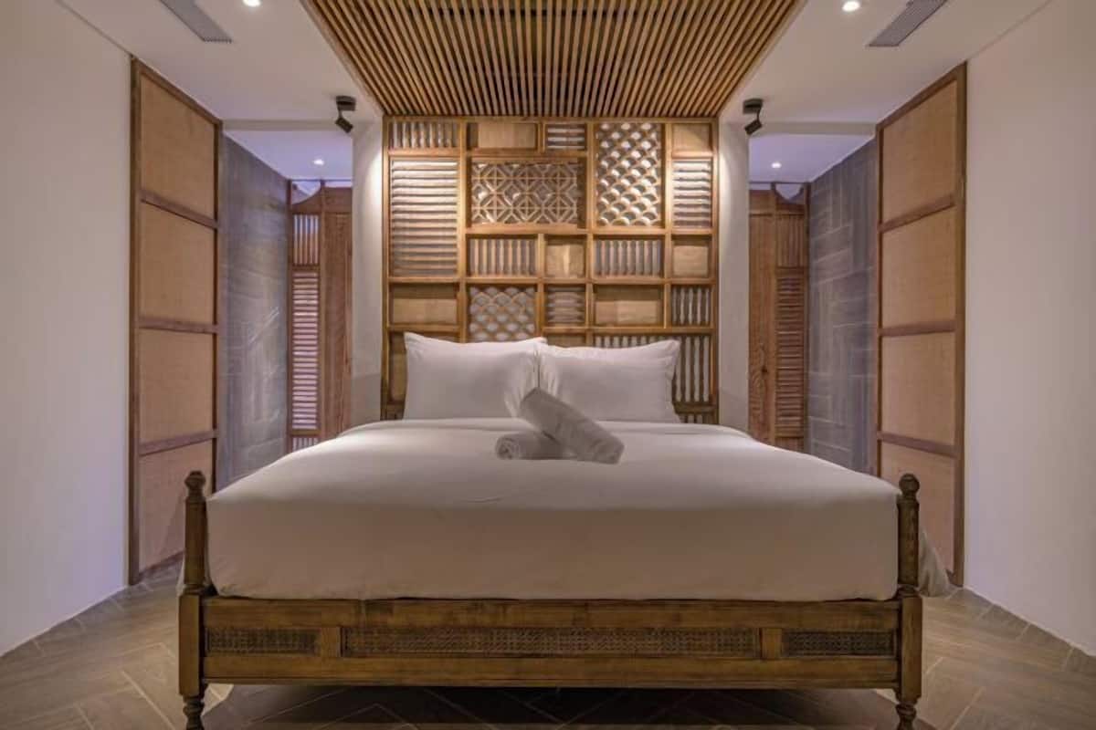 Roba de llit d'alta qualitat, minibar i escriptori