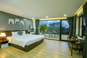 ห้องดีลักซ์ดับเบิล, ระเบียง | โต๊ะทำงาน, ห้องเก็บเสียง, Wi-Fi ฟรี