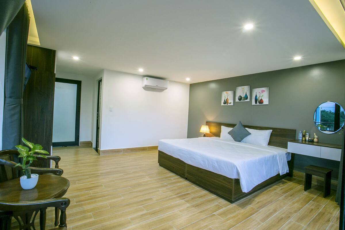 Deluxe Double Room, Balcony | Desk, soundproofing, WiFi (free)
