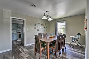 Dining - Spacious + Modern Family Duplex in Galveston! (Galveston)