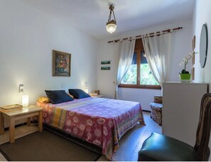 4 Schlafzimmer, Bügeleisen/Bügelbrett, Reisekinderbett, kostenloses WLAN