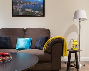 Apartment (2 Bedrooms) | Living room - Sussex Gardens Apartments (London)