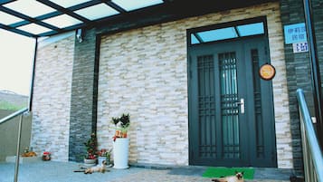 Entrada de la propiedad