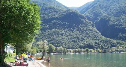Chalet directly on Lake Lugano Italy
