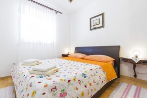 Departamento, balcón, vista al mar (S3) | Escritorio, insonorización, wifi gratis y ropa de cama 