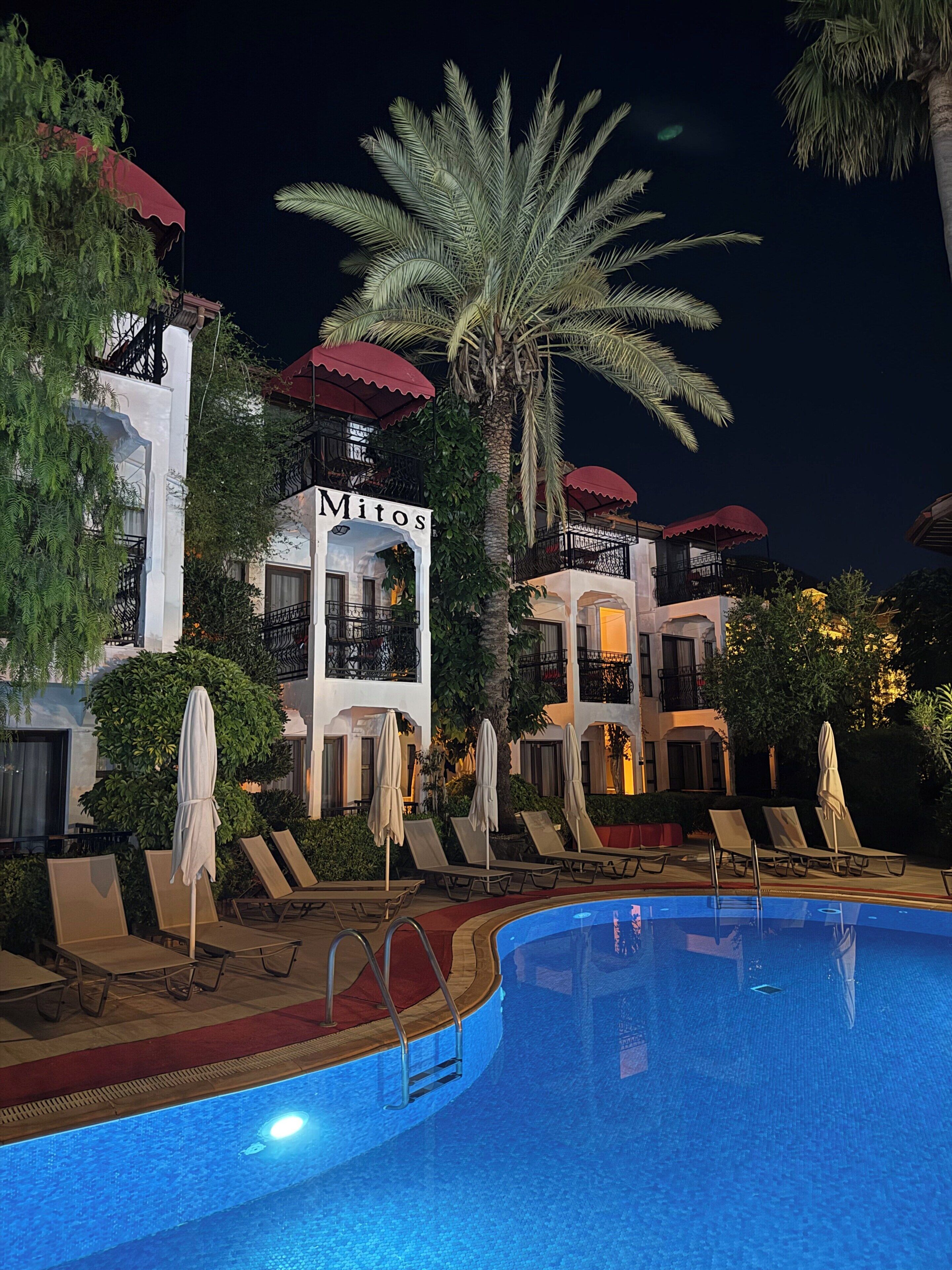 Photo - Mitos Apartments