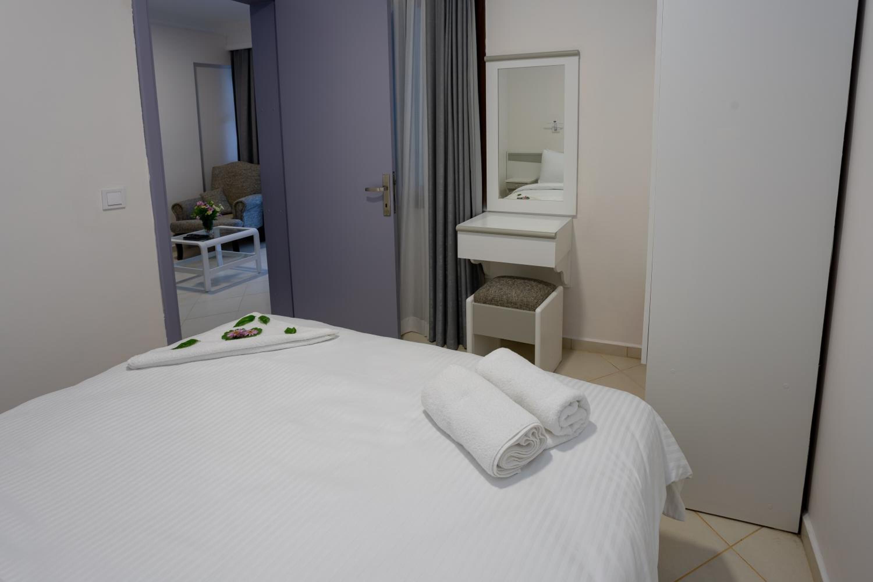 Photo - Mitos Apartments