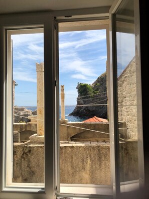 Quang cảnh từ phòng