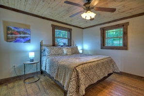 2 Schlafzimmer, Bügeleisen/Bügelbrett, Reisekinderbett, kostenloses WLAN