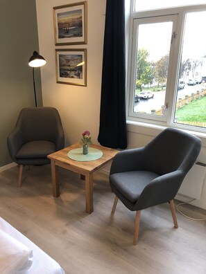 Habitación familiar, baño privado (1-4) | Wifi gratis y ropa de cama