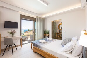 5 Schlafzimmer, Zimmersafe, Schreibtisch, Bügeleisen/Bügelbrett