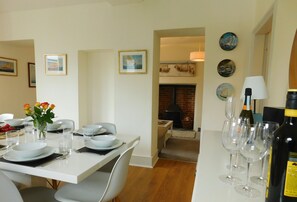 Dining - Quay Corner, 5 bed house, Christchurch Dorset (Christchurch)