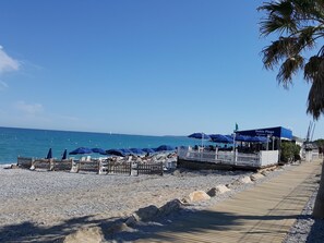 Beach nearby - Quiet house close to the sea, all amenities and central location (Cannes-Nice-Monaco) (Villeneuve-Loubet)