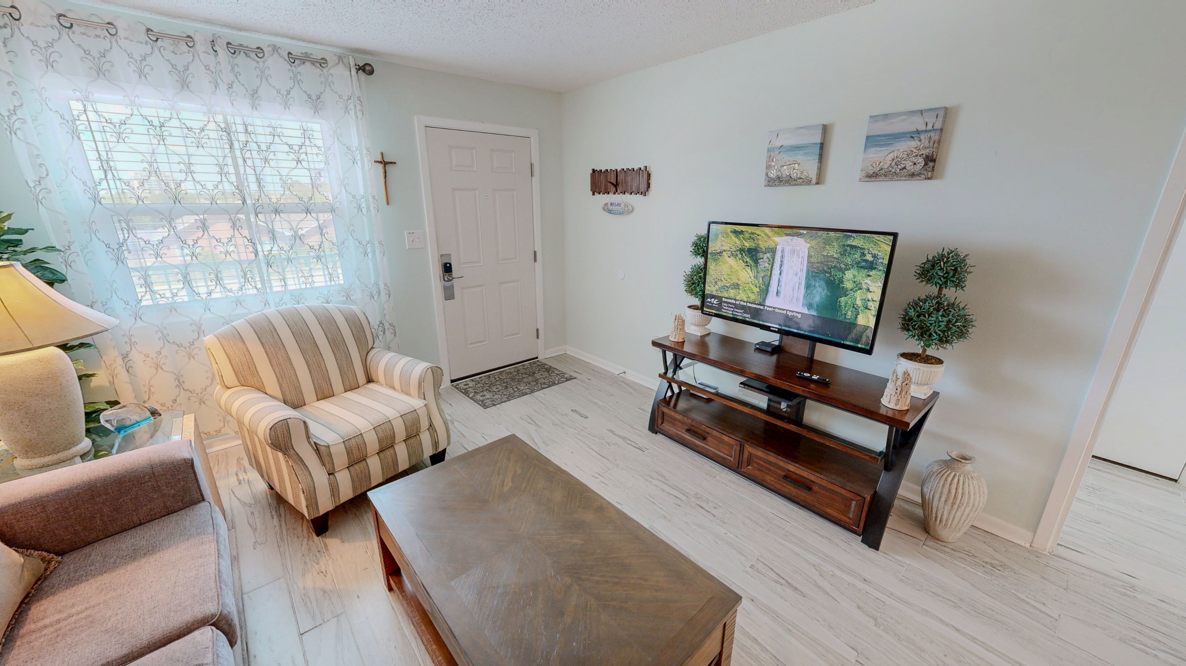 Appartamento, 1 camera da letto | Area soggiorno | TV