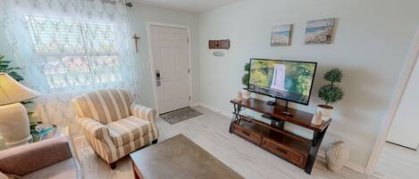Condo, 1 Bedroom | Living area | TV