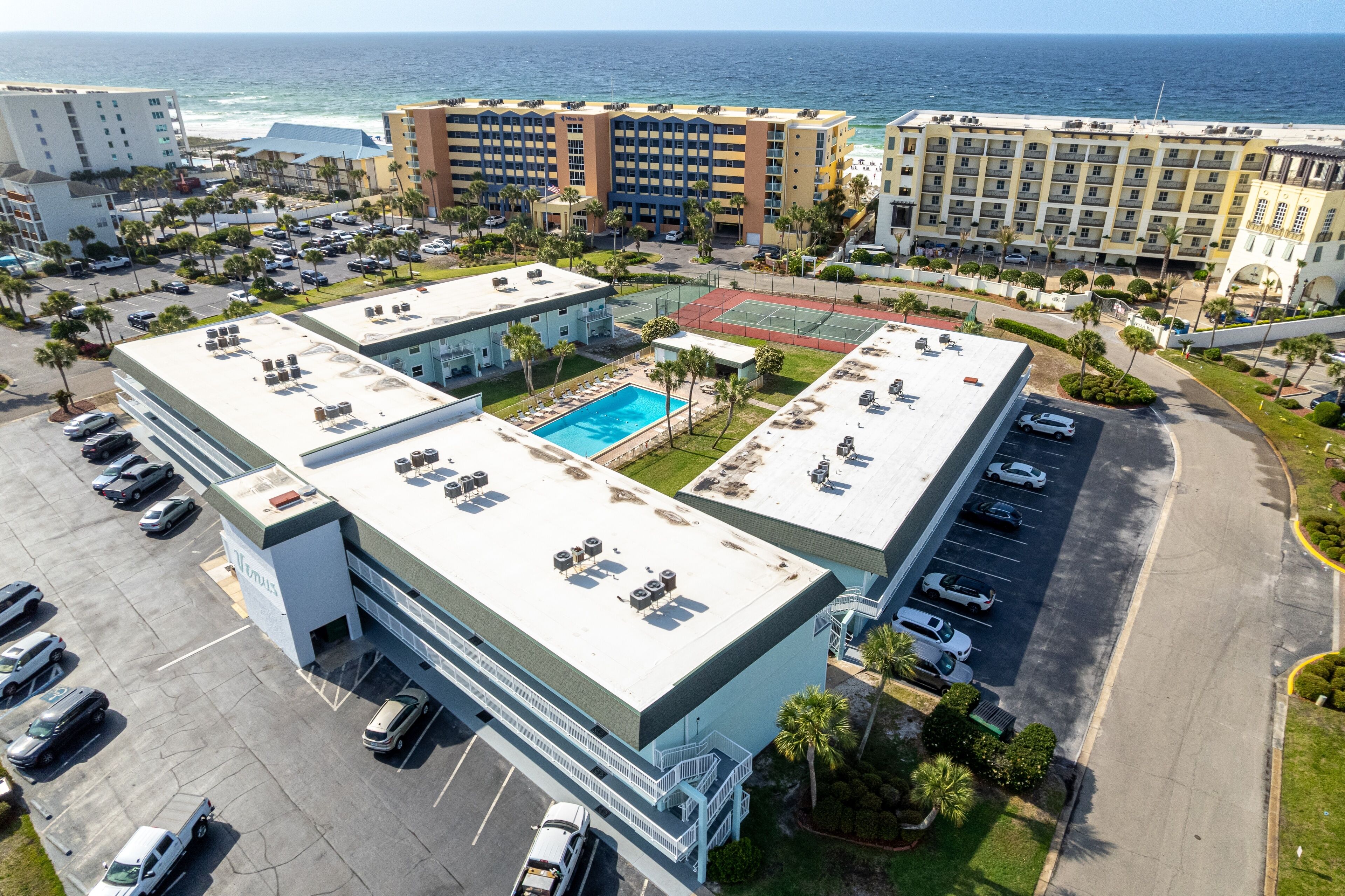 Condo, 2 Bedrooms | Exterior