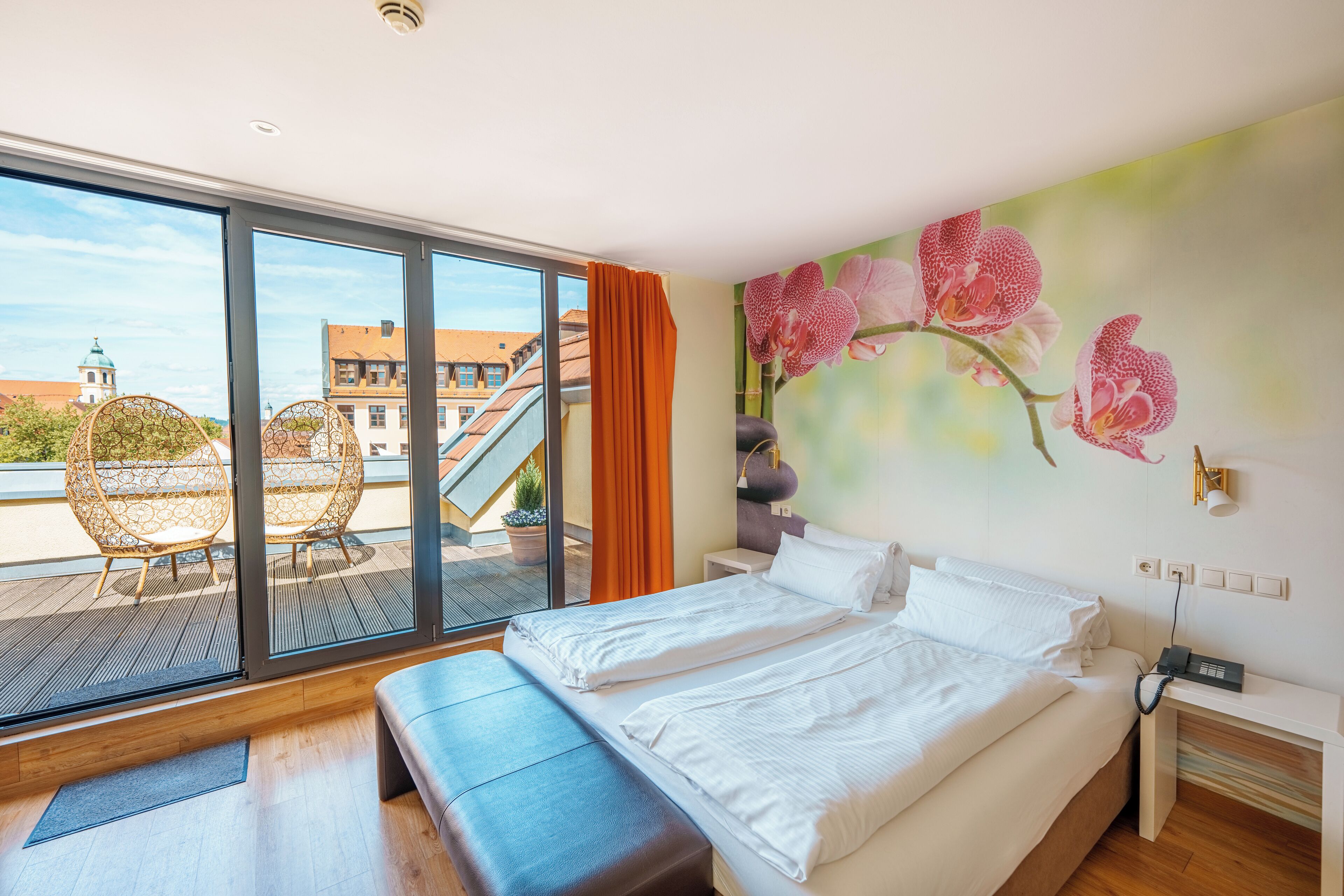 Habitación de lujo doble, no fumadores, bañera de hidromasaje | Ropa de cama hipoalergénica, escritorio, sistema de insonorización