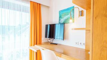 Bureau, chambres insonorisées, Wi-Fi gratuit, draps fournis