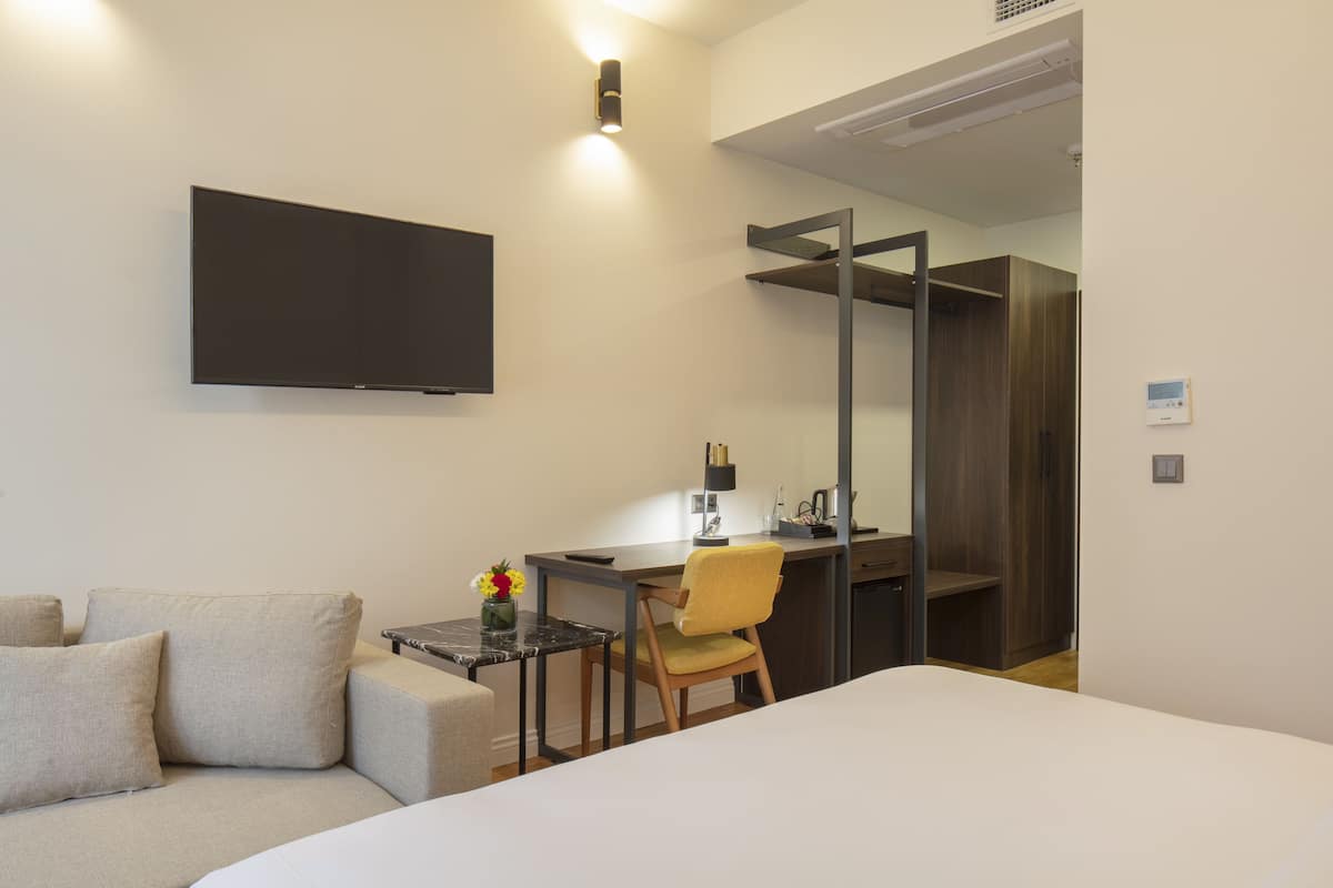 Superior Room | 1 bilik tidur, peralatan tempat tidur premium, gebar bulu kapas