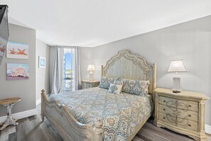 1 bedroom, iron/ironing board, travel cot, free WiFi