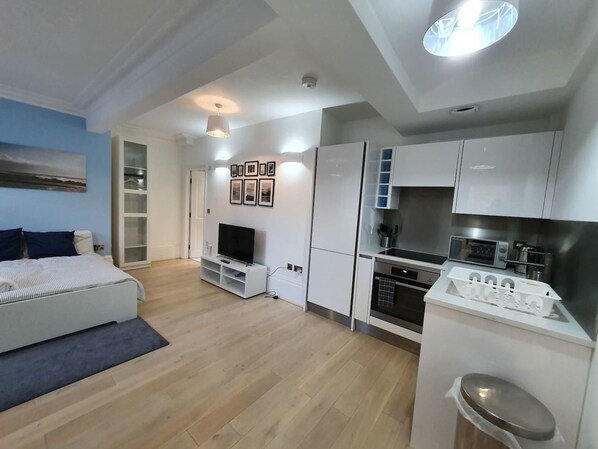 Apartment | 1 bedroom, iron/ironing board, free WiFi, bed sheets