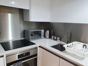 Apartment | Private kitchen | Fridge, microwave, oven, stovetop