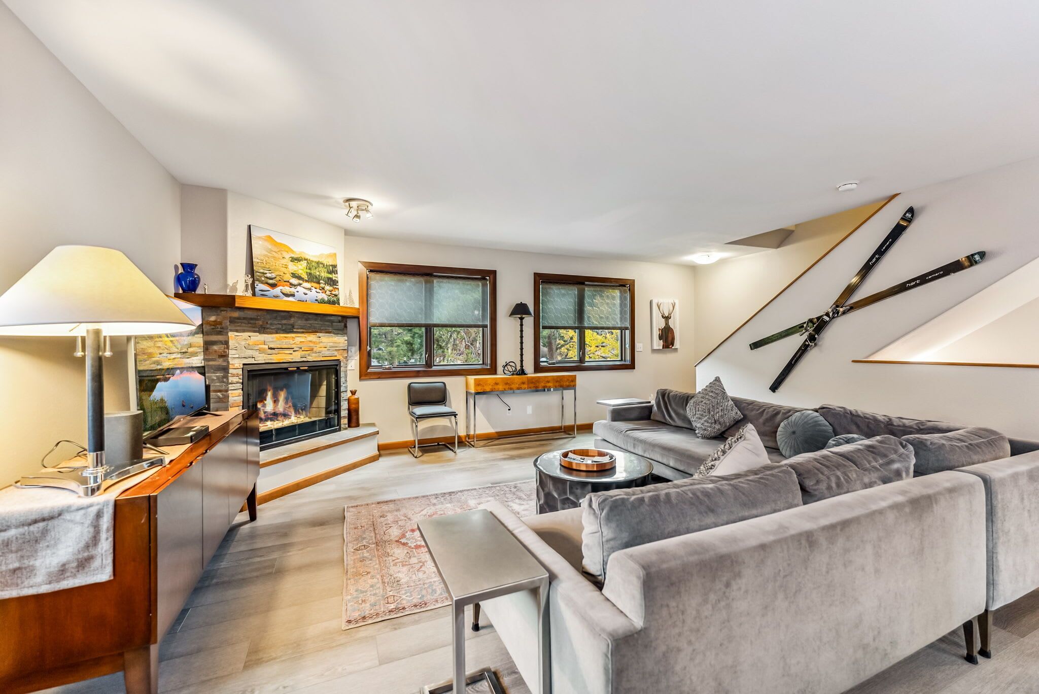 TV, fireplace, DVD player, offices