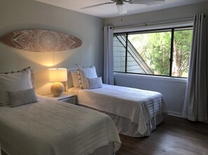 3 bedrooms, desk, iron/ironing board, free WiFi